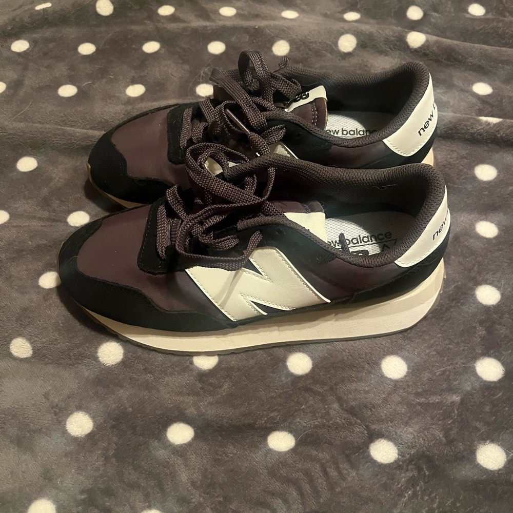 New Balance 237 BRAND NEW